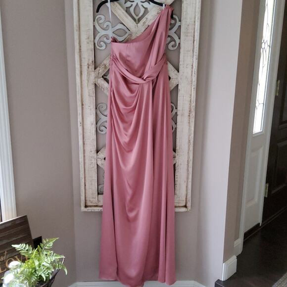 Vivian Diamond Dressy Collection One-Shoulder Satin Gown Knotted Bodice Rose - Picture 5 of 13